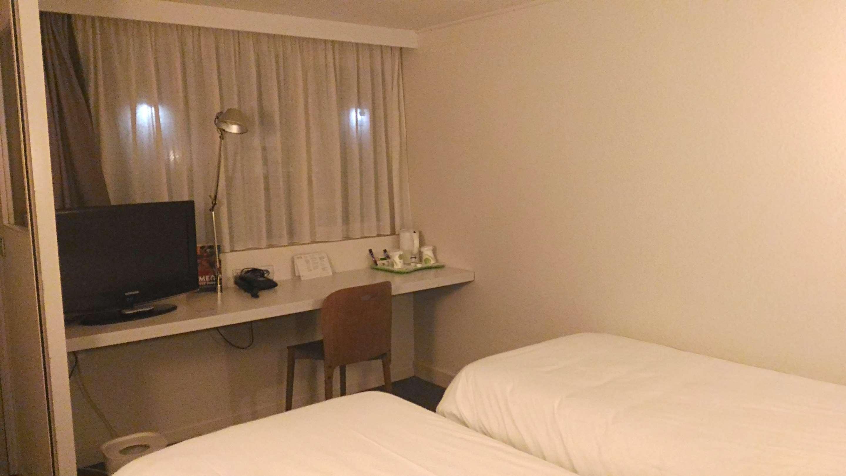 Campanile Conflans-Sainte-Honorine Hotel Екстериор снимка