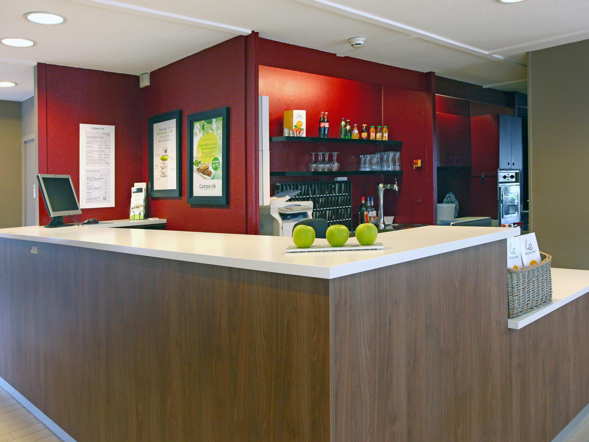 Campanile Conflans-Sainte-Honorine Hotel Екстериор снимка