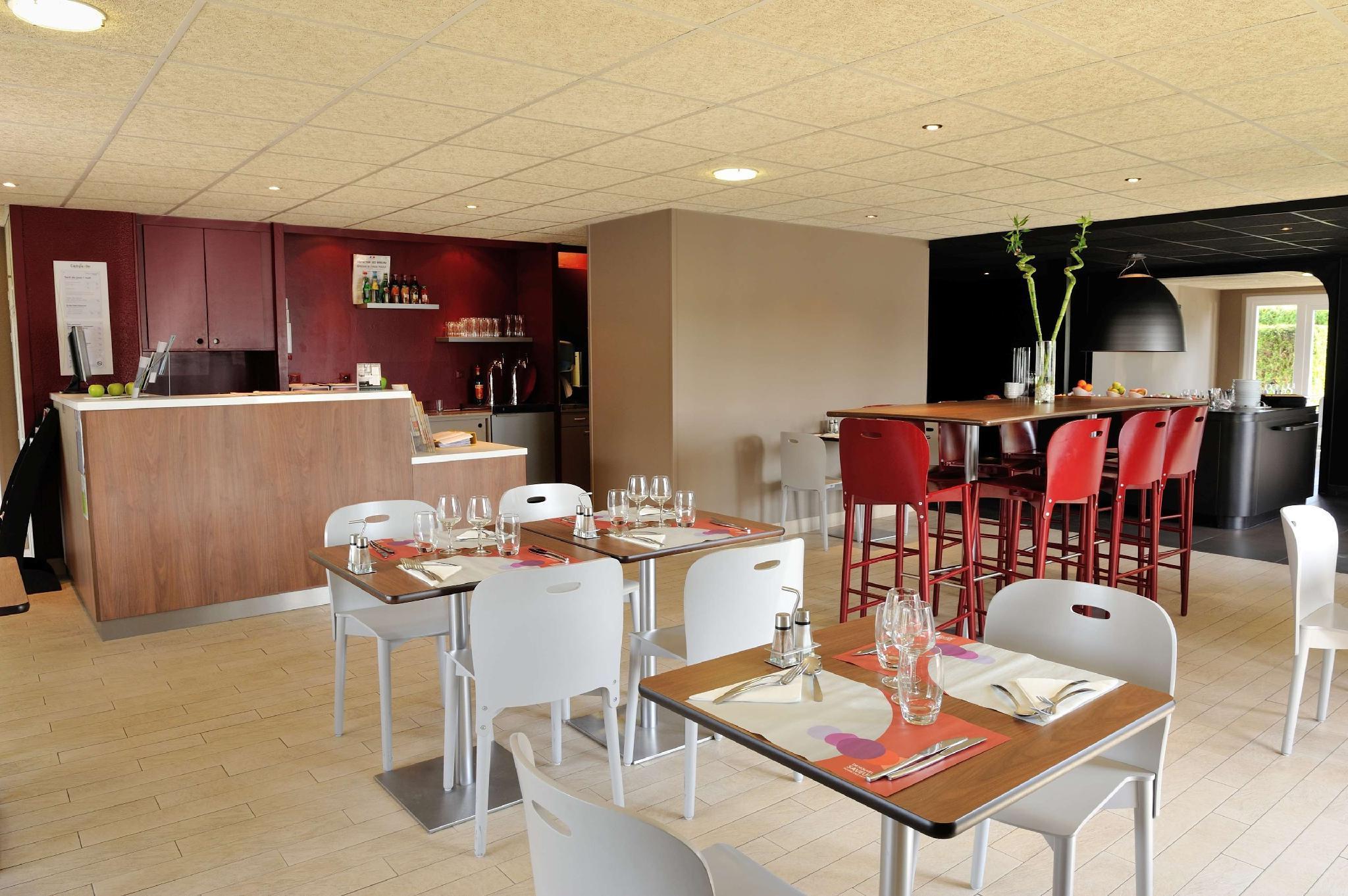 Campanile Conflans-Sainte-Honorine Hotel Екстериор снимка