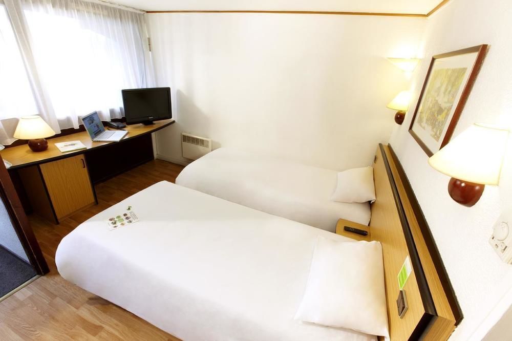 Campanile Conflans-Sainte-Honorine Hotel Екстериор снимка